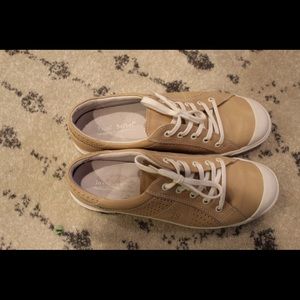 Josef Seibel Leather sneaker. Only worn once